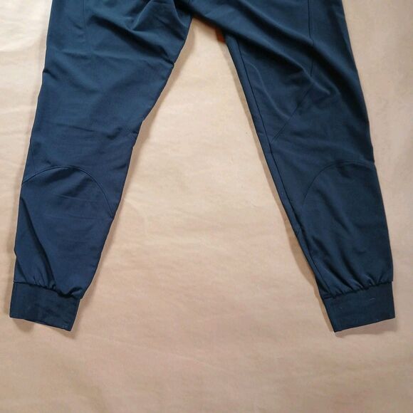 Women's Under Armour Size Small Black Joggers Pants Basic Activewear Athleisure - Picture 6 of 12